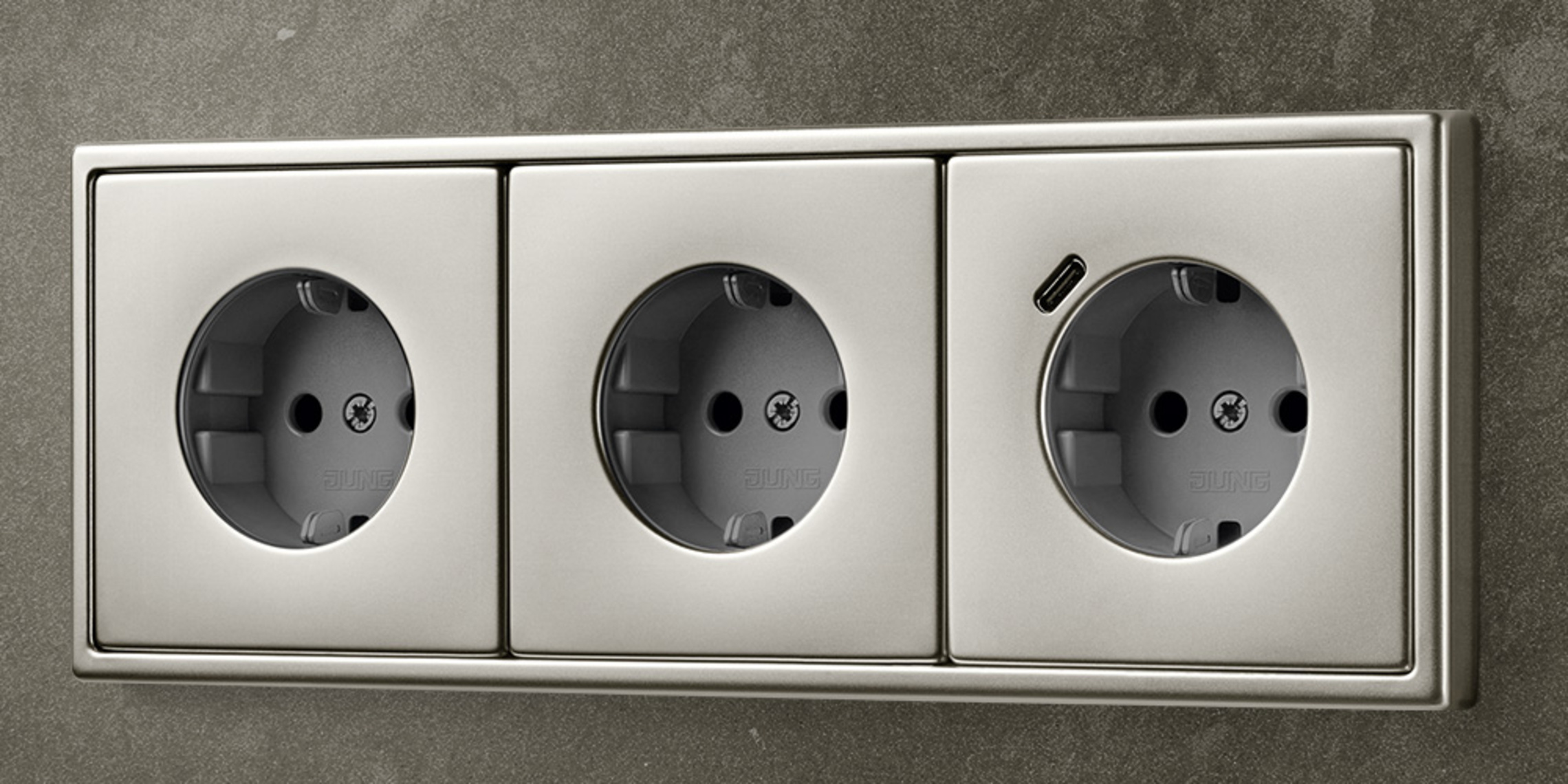 SCHUKO® Steckdosen mit USB bei AMA Elektro in Backnang