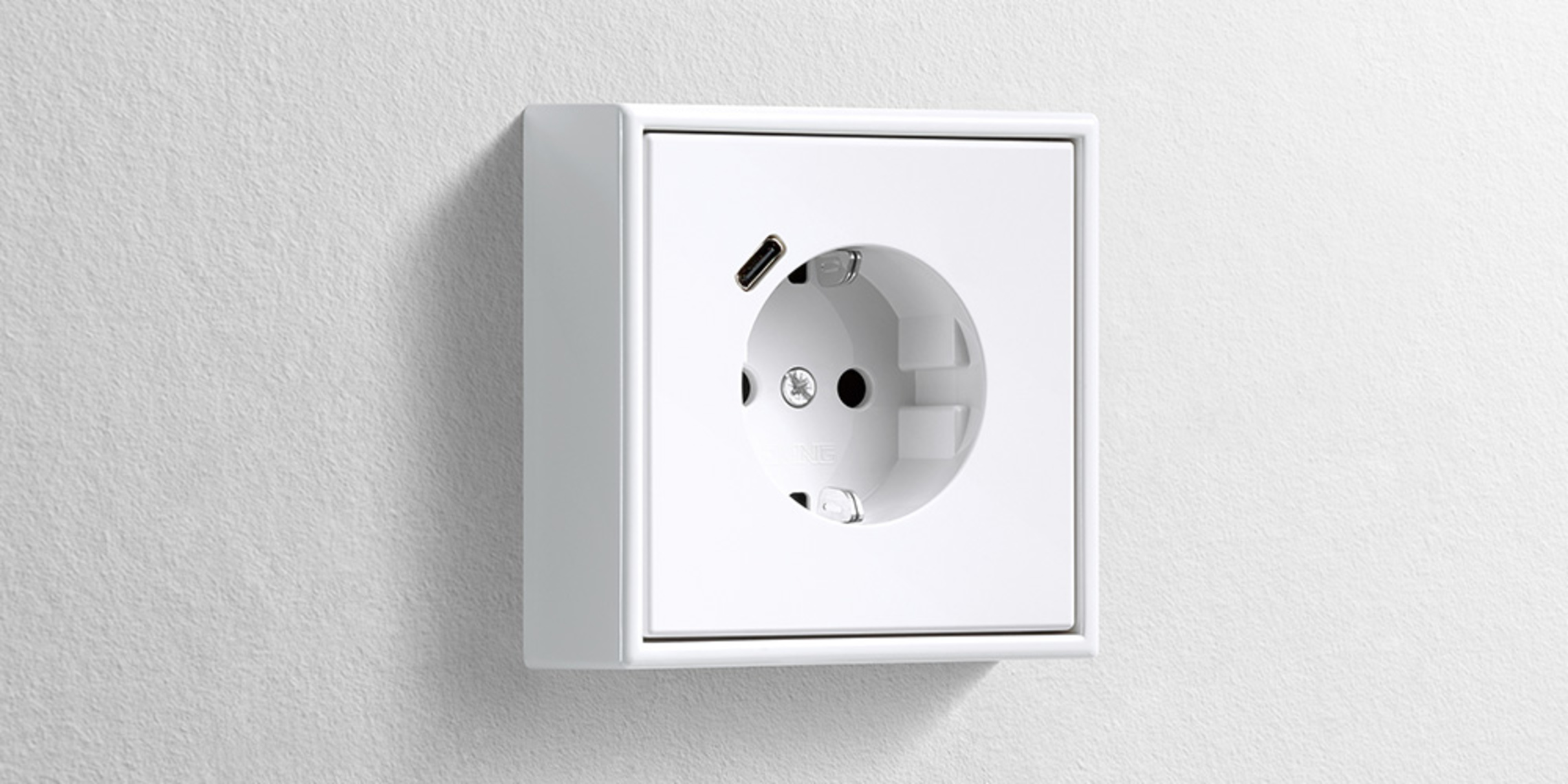 Erweiterter Anschlussraum für die Nachrüstung bei AMA Elektro in Backnang